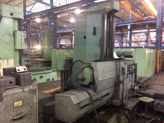 Used TOS Varnsdorf WHN 9B Horizontal drilling machine for Sale (Auction Premium) | NetBid Industrial Auctions